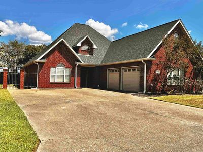 1004 Jacques Dr