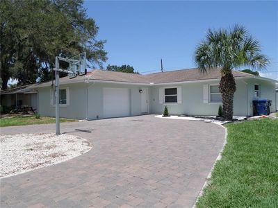 4925 SILK OAK DRIVE