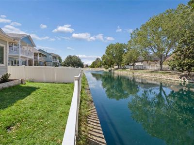 1221 Spanish Moss Dr