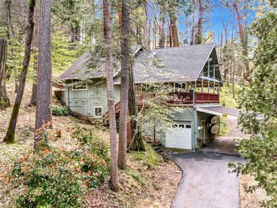 3292 Lakewood Dr