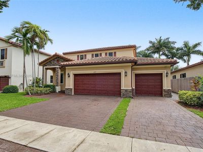 633 SE 35th Ter