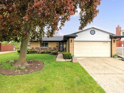 Property at 10732 N Oak Dr, Ferndale, MI