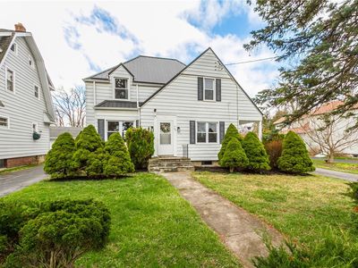 168 Nursery Ave