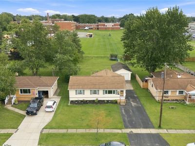13259 Colonial Woods Dr