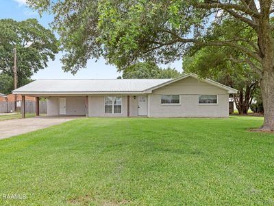 Property at 916 Heart D Farm Rd, Youngsville, LA