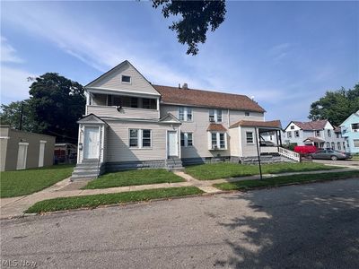 1326 W 95th St