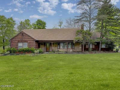 Property at 2 Steward Lane, Manalapan, NJ