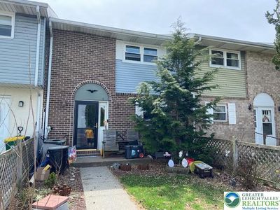 48 Willow St
