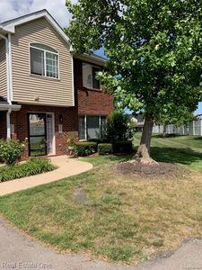 Property at 24015 Fairlane Blvd, Trenton, MI