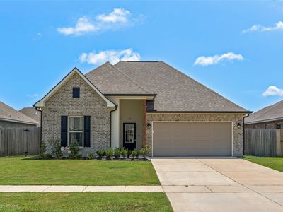 210 Norwell Ln