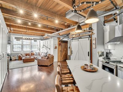 43 Charlton St APT B-108