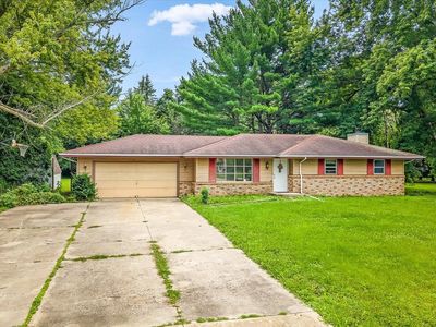 Property at 3919 Falling Leaf Dr, Rockford, IL
