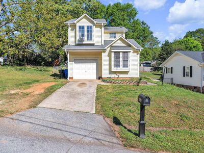 203 Lowndes Ave