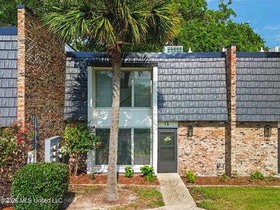 527 Front Beach Dr APT 14