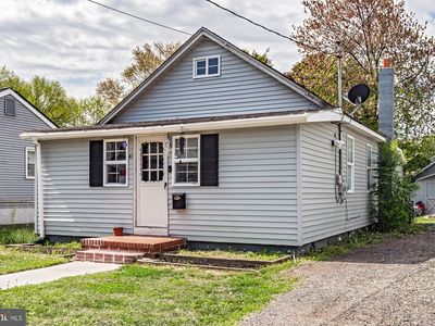 41 Harding Ave