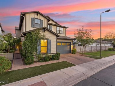 3829 E CRITTENDEN Lane