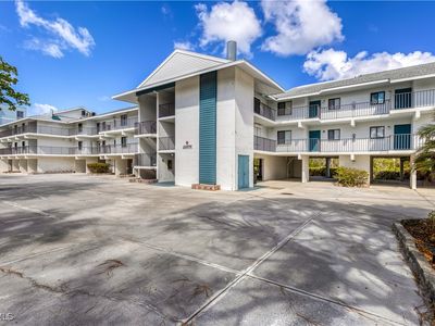 22676 Island Pines Way APT 148