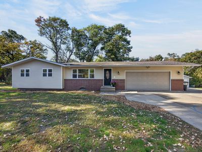 Property at 2555 Holly St S, Cambridge, MN