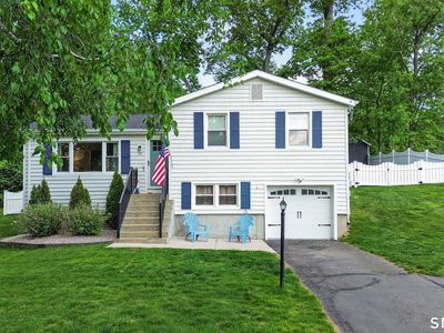 15 Riverside Drive
