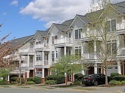 2156 Saranac Ct