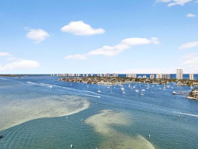 2640 Lake Shore Drive #2608