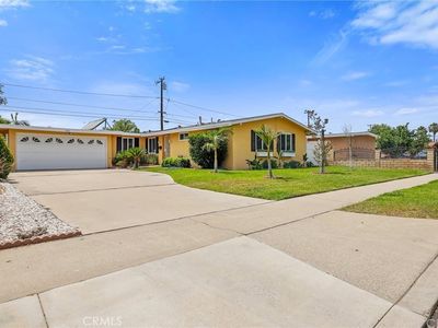 935 N Fairview St