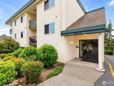 8747 Phinney Avenue N #7
