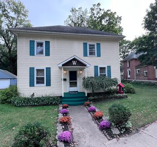 706 E Michigan Ave