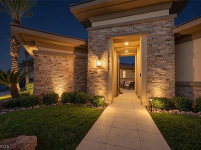 2707 Turtle Head Peak Dr