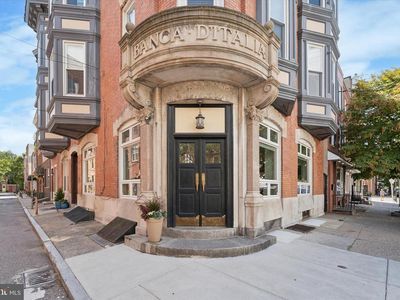 727 S 7th St #1F
