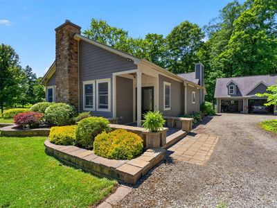 3951 Clotts Rd