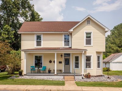 308 Broad St