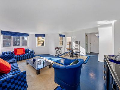 100 W 57th St #21B