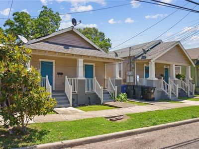 3619-25 Delachaise St