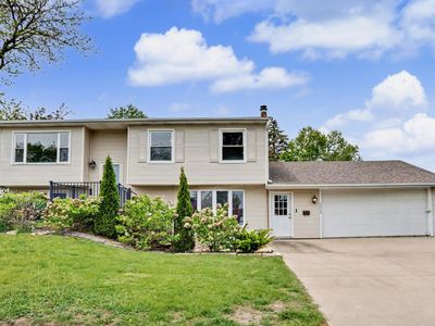 Property at 1212 N 12th St, Clinton, IA
