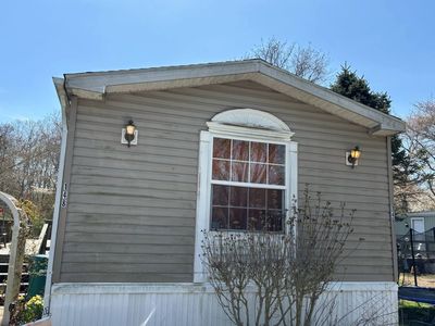 Property at 105 Oakview Hwy, East hampton, NY