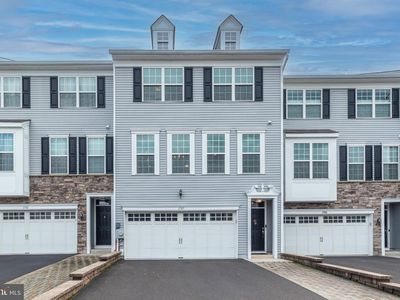 1787 Hickory Ln