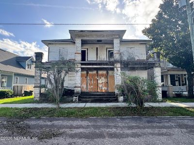 1431 N PEARL Street