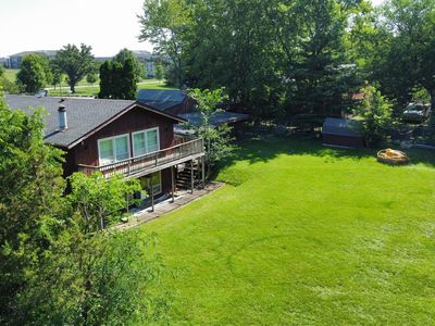 641 W Lake Cook Rd