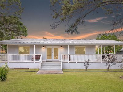 868 Lisa Mae Rd