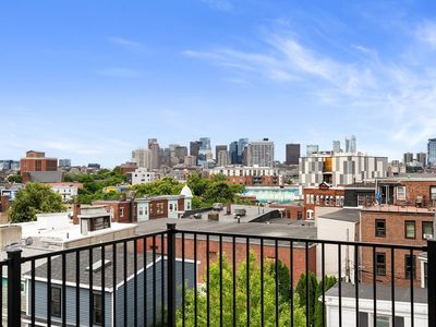 17 Princeton St #Penthouse