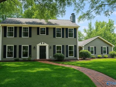 1816 Devonshire Dr SE