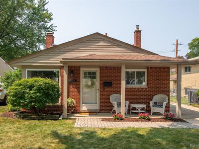 449 N Webik Ave