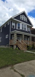 1026 Drexel St