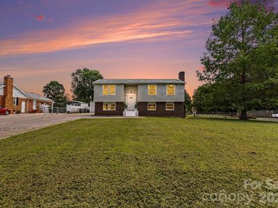 Property at 2119 O'Hara Dr, Charlotte, NC