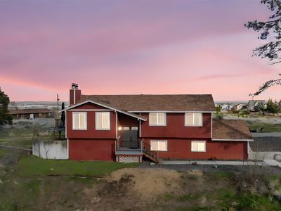 1202 Bombing Range Road