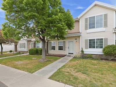 181 E Rockey Park Ln