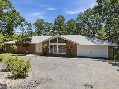 935 Dingle Park Dr