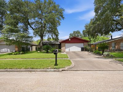 15718 Munson Ln