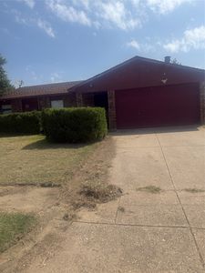 10202 Deer Hollow Dr